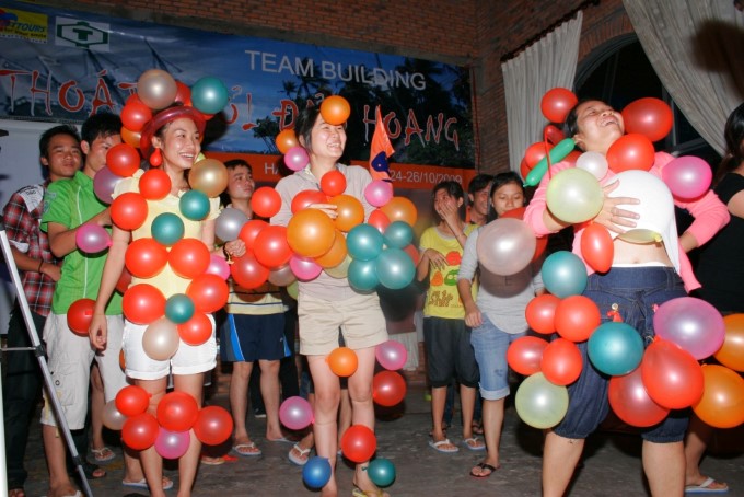 Teambuilding Thoát khỏi đảo hoang